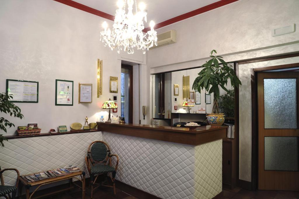 Hotel Al Corso Legnano Exterior photo