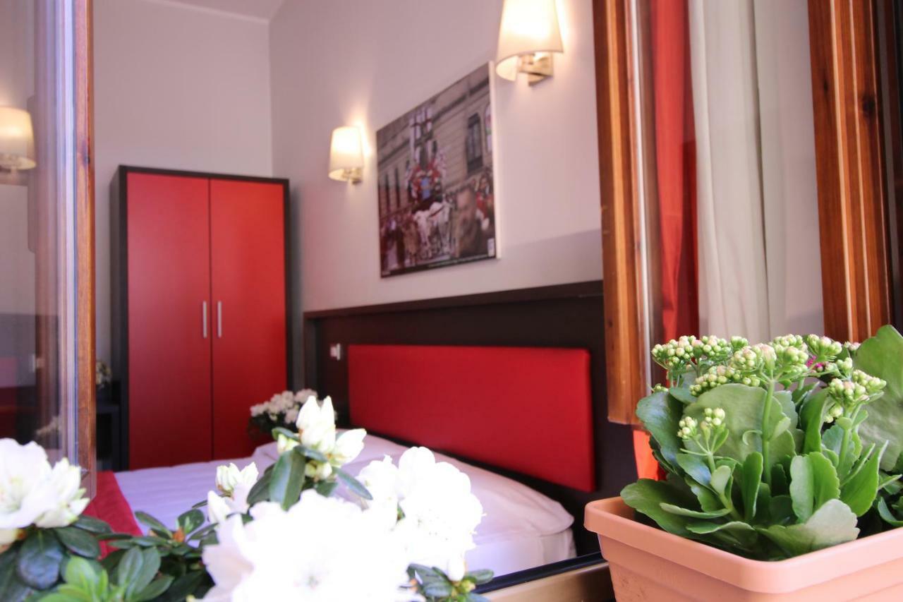 Hotel Al Corso Legnano Exterior photo